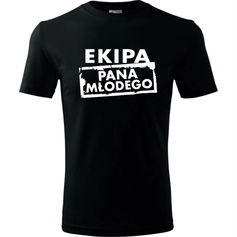 Czarna męska koszulka - ekipa pana młodego - t-shirt wieczór kawalerski. Dostępne wszystkie rozmiary S, M, L, XL, XXL, XXXL, XXXXL. Zapraszamy do zakupu.
