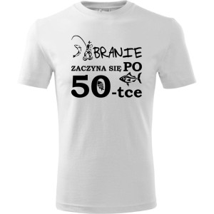 Biała Męska koszulka - branie zaczyna się po 50 - t-shirt na urodziny na prezent ryba.